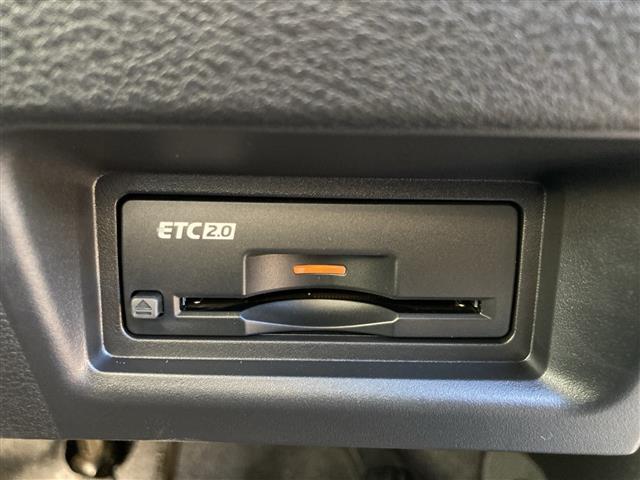 セレナ ｅ－パワー　ハイウェイスターＶ　全方位カメラ／両側パワースライドドア／フルセグＴＶ／純正ディスプレイオーディオ／バックカメラ／クルーズコントロール／プロパイロット／ハーフレザーシート／ワイヤレス充電／ＬＥＤヘッドライト／禁煙車（3枚目）