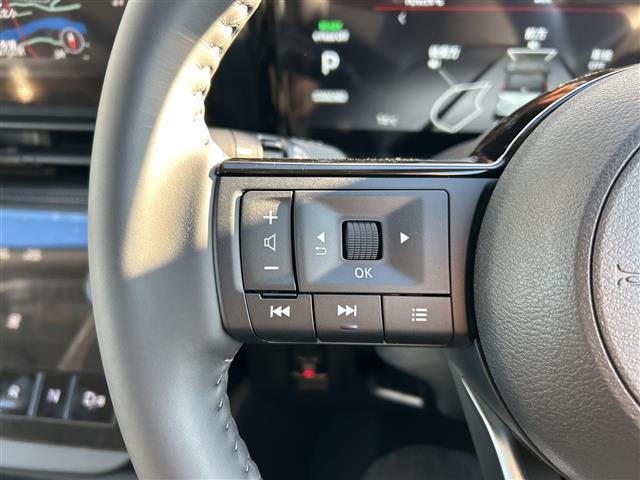 セレナ ｅ－パワー　ハイウェイスターＶ　全方位カメラ／両側パワースライドドア／フルセグＴＶ／純正ディスプレイオーディオ／バックカメラ／クルーズコントロール／プロパイロット／ハーフレザーシート／ワイヤレス充電／ＬＥＤヘッドライト／禁煙車（7枚目）