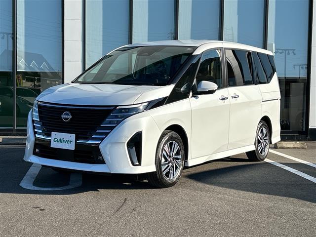 セレナ ｅ－パワー　ハイウェイスターＶ　全方位カメラ／両側パワースライドドア／フルセグＴＶ／純正ディスプレイオーディオ／バックカメラ／クルーズコントロール／プロパイロット／ハーフレザーシート／ワイヤレス充電／ＬＥＤヘッドライト／禁煙車（33枚目）