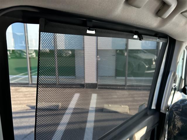 セレナ ｅ－パワー　ハイウェイスターＶ　全方位カメラ／両側パワースライドドア／フルセグＴＶ／純正ディスプレイオーディオ／バックカメラ／クルーズコントロール／プロパイロット／ハーフレザーシート／ワイヤレス充電／ＬＥＤヘッドライト／禁煙車（38枚目）