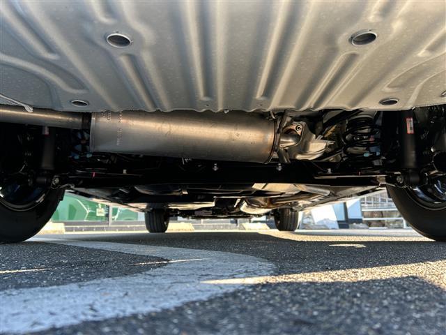 セレナ ｅ－パワー　ハイウェイスターＶ　全方位カメラ／両側パワースライドドア／フルセグＴＶ／純正ディスプレイオーディオ／バックカメラ／クルーズコントロール／プロパイロット／ハーフレザーシート／ワイヤレス充電／ＬＥＤヘッドライト／禁煙車（40枚目）