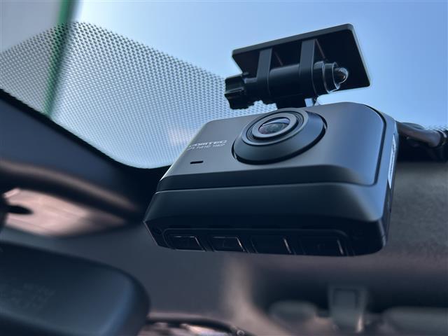 ヤリスクロス Ｚ　全方位カメラ／純正ディスプレイオーディオ／バックカメラ／クルーズコントロール／レーンキープアシスト／前後コーナーセンサー／ドライブレコーダー／ビルトインＥＴＣ／ＬＥＤヘッドライト／フロントフォグランプ（3枚目）