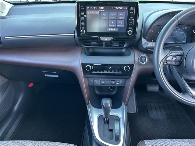 ヤリスクロス Ｚ　全方位カメラ／純正ディスプレイオーディオ／バックカメラ／クルーズコントロール／レーンキープアシスト／前後コーナーセンサー／ドライブレコーダー／ビルトインＥＴＣ／ＬＥＤヘッドライト／フロントフォグランプ（6枚目）