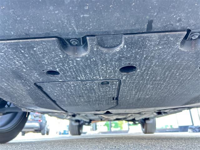 ヤリスクロス Ｚ　全方位カメラ／純正ディスプレイオーディオ／バックカメラ／クルーズコントロール／レーンキープアシスト／前後コーナーセンサー／ドライブレコーダー／ビルトインＥＴＣ／ＬＥＤヘッドライト／フロントフォグランプ（40枚目）