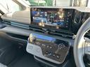 セレナ ｅ－パワー　ハイウェイスターＶ　全方位カメラ／両側パワースライドドア／フルセグＴＶ／純正ディスプレイオーディオ／バックカメラ／クルーズコントロール／プロパイロット／ハーフレザーシート／ワイヤレス充電／ＬＥＤヘッドライト／禁煙車（6枚目）