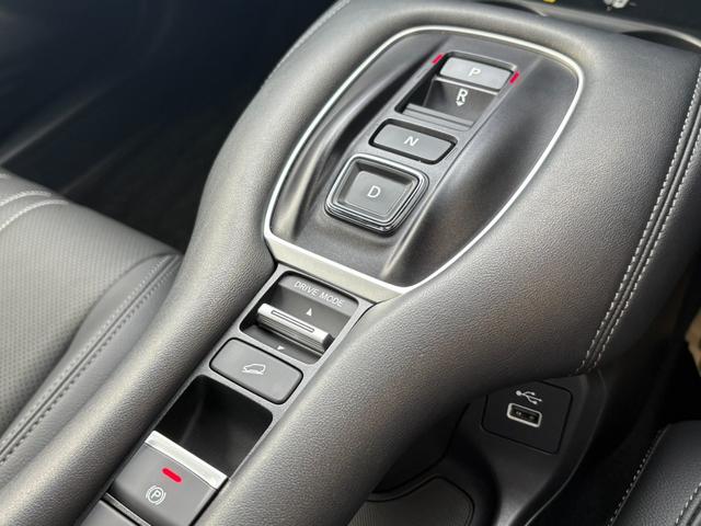 ZR-V e:HEVZ特別仕様車ブラックスタイル デモカー ドラレコ 衝突軽減ブレーキ レーンキープアシスト オートクルーズ ETC2.0 パドルシフト 無線充電 オートトランク LEDヘッドライト 電動パワーシート アラウンドビューモニター 記録簿(24枚目)