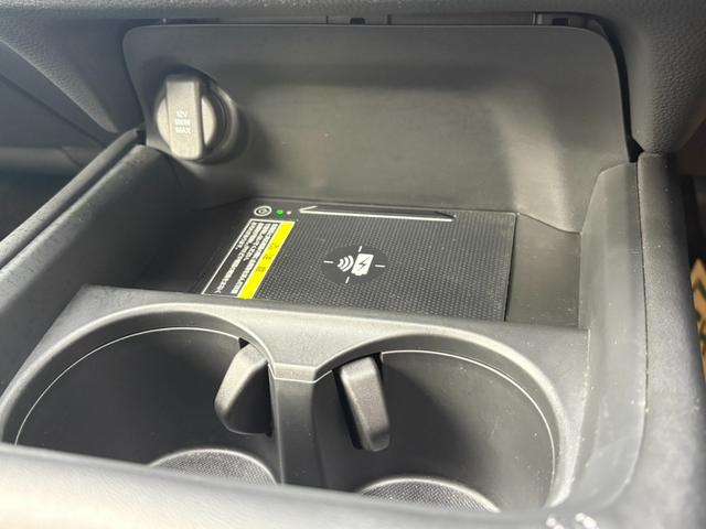 ZR-V e:HEVZ特別仕様車ブラックスタイル デモカー ドラレコ 衝突軽減ブレーキ レーンキープアシスト オートクルーズ ETC2.0 パドルシフト 無線充電 オートトランク LEDヘッドライト 電動パワーシート アラウンドビューモニター 記録簿(25枚目)