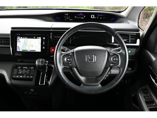 ステップワゴンスパーダ スパーダアドバンスパッケージα ホンダセンシング 純正ナビ Rカメラ Rモニター ETC FRドラレコ アルミホイール LEDライト 両側Pスライドドア バックモニター フルセグ クルーズコントロール 誤発進抑制機能 スマキー(12枚目)