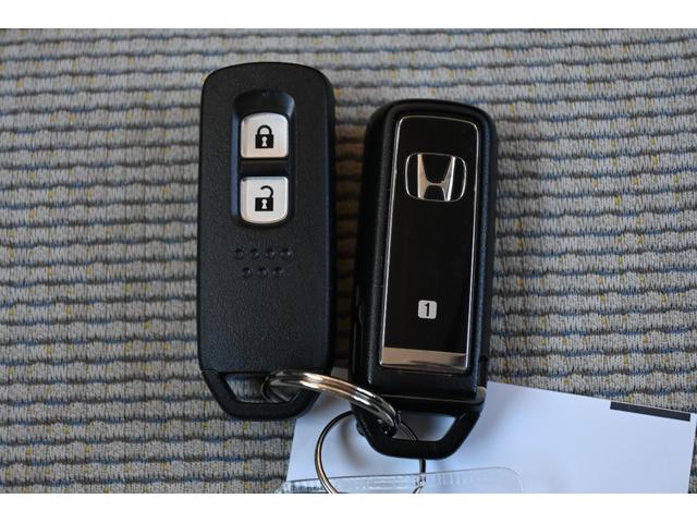 N-WGN G ホンダセンシング 純正8INナビ ETC FRドラレコ 急アクセル抑制機能 障害物センサー 当社業務車 ブレーキサポート キーフリー 横滑り防止機能 ソナー サイドエアバック 盗難防止装置 ABS(16枚目)