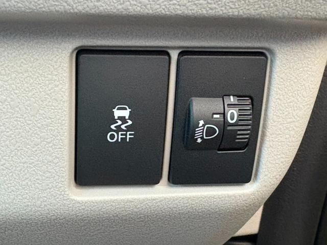 Ｎ－ＢＯＸ ファッションスタイル　登録済未使用車　ナビ　フロアマット　ホンダセンシング　オートクルーズコントロール　レーンキープアシスト　衝突軽減ブレーキ　両側電動スライドドア　ソナー　盗難防止装置　スマートキ　ＬＥＤランプ　ＥＴＣ（17枚目）