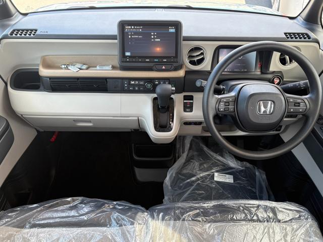 Ｎ－ＢＯＸ ファッションスタイル　登録済未使用車　ナビ　ドラレコ　フロアマット　ＥＴＣ　ホンダセンシング　オートクルーズコントロール　レーンキープアシスト　衝突軽減ブレーキ　両側電動スライドドア　ソナー　盗難防止装置　スマートキ（9枚目）