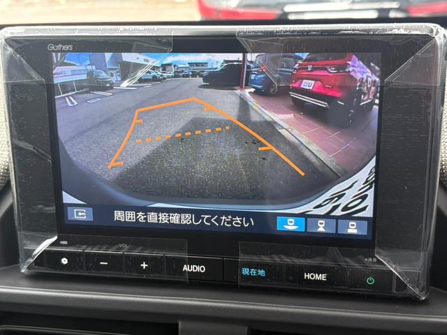 フリード エアー　登録済未使用車　ナビ　ドラレコ　フロアマット　ＥＴＣ　ホンダセンシング　オートクルーズコントロール　レーンキープアシスト　衝突軽減ブレーキ　両側電動スライドドア　クルコン　横滑り防止機能　フルセグ（24枚目）