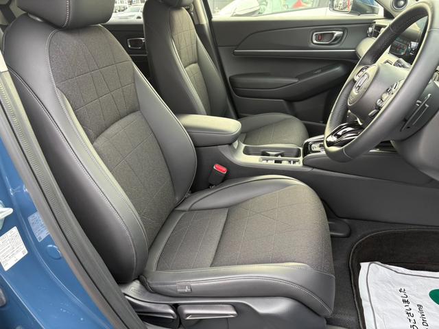 ヴェゼル e:HEVZ 当社デモカー ホンダセンシング オートクルーズコントロール レーンキープアシスト 衝突軽減ブレーキ ナビ ドラレコ ETC2.0 衝突回避支援ブレーキ機能 パノラミックビューモニター 1オナ スマキ(10枚目)