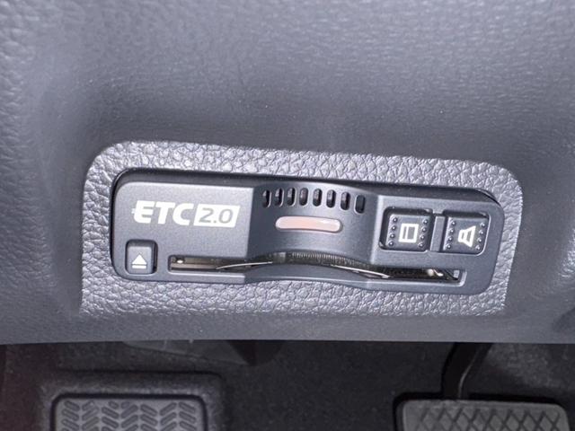 ヴェゼル e:HEVZ 当社デモカー ホンダセンシング オートクルーズコントロール レーンキープアシスト 衝突軽減ブレーキ ナビ ドラレコ ETC2.0 衝突回避支援ブレーキ機能 パノラミックビューモニター 1オナ スマキ(18枚目)
