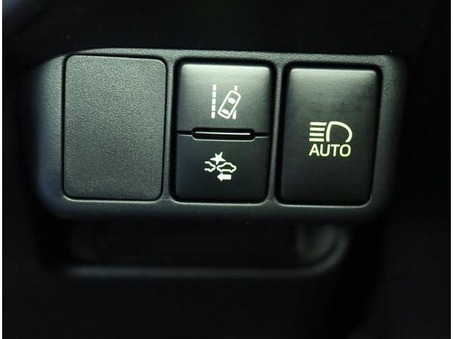 S ★車両動画あり★外部入力端子USB端子付CDプレイヤー スマートキーシステム 衝突回避支援ブレーキ 踏み間違い抑制装置 オートハイビーム 車線逸脱アラーム ラゲージマット 横滑り防止装置(8枚目)