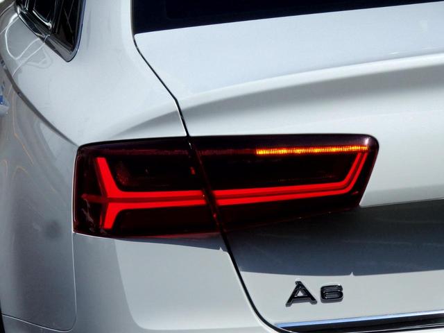 Ａ６ １．８ＴＦＳＩ　後期　禁煙車　アシスタンスＰＫＧ　マトリクスＬＥＤ　アイバッハ製ローサス　社外１９インチＡＷ　ＯＰウッドパネル　ＢＯＳＥサウンド　ナビＴＶ　Ｂカメラ　前後パークセンサー　ＥＴＣ２．０　外装評価４．５点（76枚目）