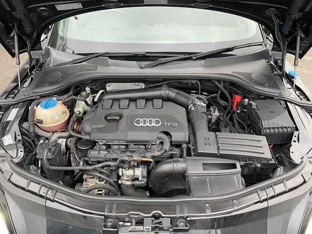 ＴＴクーペ １．８ＴＦＳＩ　後期型　社外１９インチＡＷ（２１ｙ製造ピレリ装着）純正ＳＤナビ　フルセグＴＶ（キャンセラー付）パワーシート　可変式Ｒウィング　ブラックインテリア　キセノンＨＬ　マルチステア　オートライト　パドルシフト（33枚目）