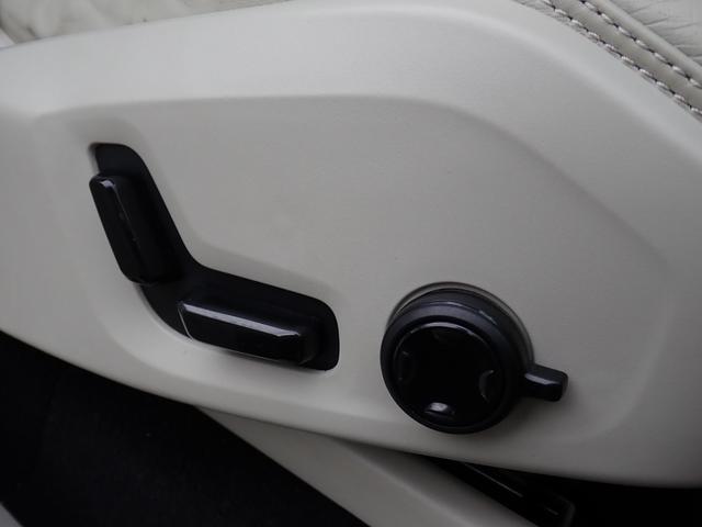 ＸＣ９０ Ｔ６　ＡＷＤ　インスクリプション　パークパイロット　Ｂ＆Ｗ　アイボリー革　サラウンドビューカメラ　専用２０インチＡＷ（２４ｙ製造ピレリ装着）マッサージ機能付シートベンチレーション　ヒーター付メモリーパワーシート　純正ナビ　カープレイ（34枚目）