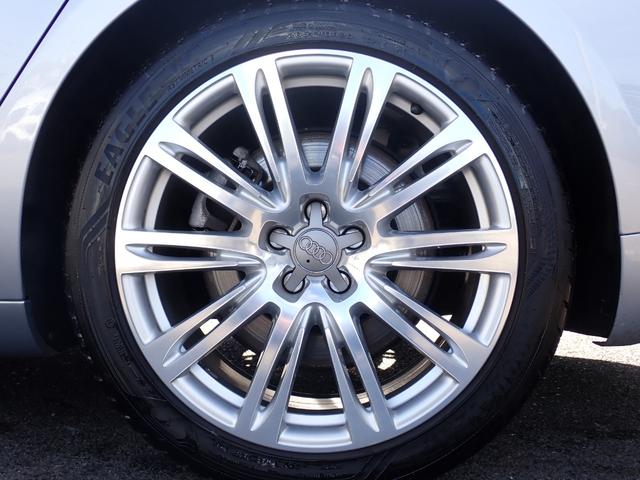 Ａ８ ４．０ＴＦＳＩクワトロ　後期型　黒革　マトリクスＬＥＤ　サラウンドビューカメラ　シートベンチレーション　ＡＣＣ　サイドアシスト　全席シートヒーター　メモリーパワーシート　ＢＯＳＥサウンド　スマートキー　純正２０インチＡＷ（13枚目）