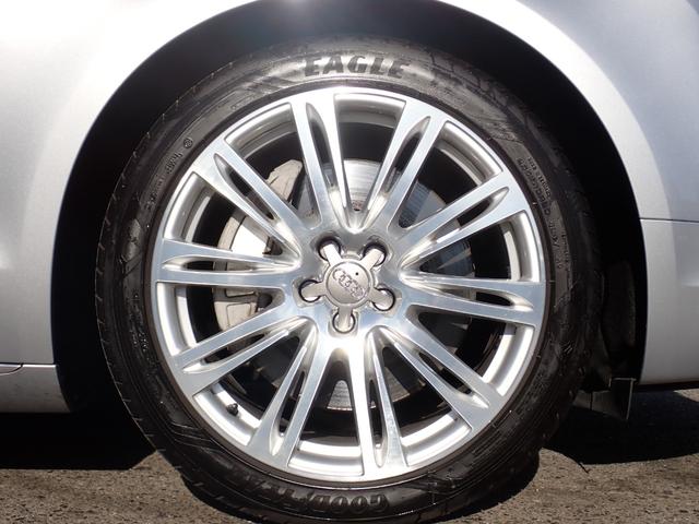 Ａ８ ４．０ＴＦＳＩクワトロ　後期型　黒革　マトリクスＬＥＤ　サラウンドビューカメラ　シートベンチレーション　ＡＣＣ　サイドアシスト　全席シートヒーター　メモリーパワーシート　ＢＯＳＥサウンド　スマートキー　純正２０インチＡＷ（18枚目）