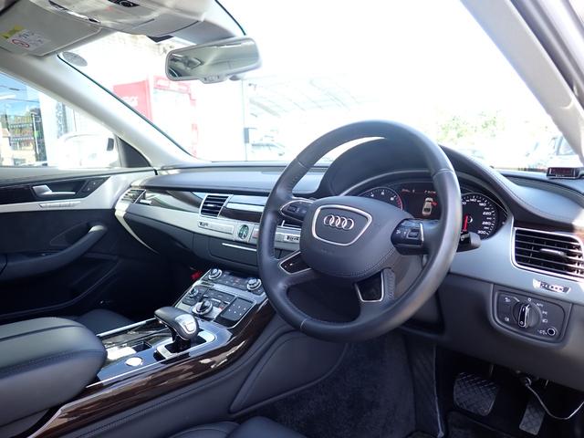 Ａ８ ４．０ＴＦＳＩクワトロ　後期型　黒革　マトリクスＬＥＤ　サラウンドビューカメラ　シートベンチレーション　ＡＣＣ　サイドアシスト　全席シートヒーター　メモリーパワーシート　ＢＯＳＥサウンド　スマートキー　純正２０インチＡＷ（34枚目）