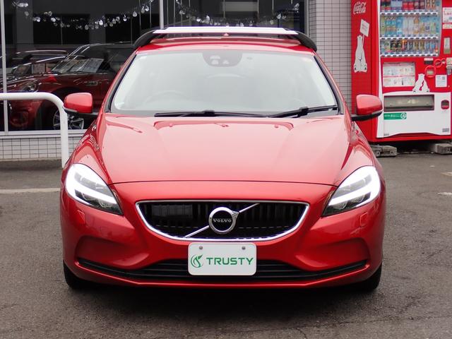 Ｖ４０ Ｄ４　モメンタム　インテリセーフ　テキスタイル　純正１７インチＡＷ（２３ｙ製造タイヤ装着）前後ドラレコ　ヒーター付きメモリーパワーシート　パドルシフト　スマートキー　ＥＴＣ２．０　ＨＤＤナビ　ブルートゥース（15枚目）