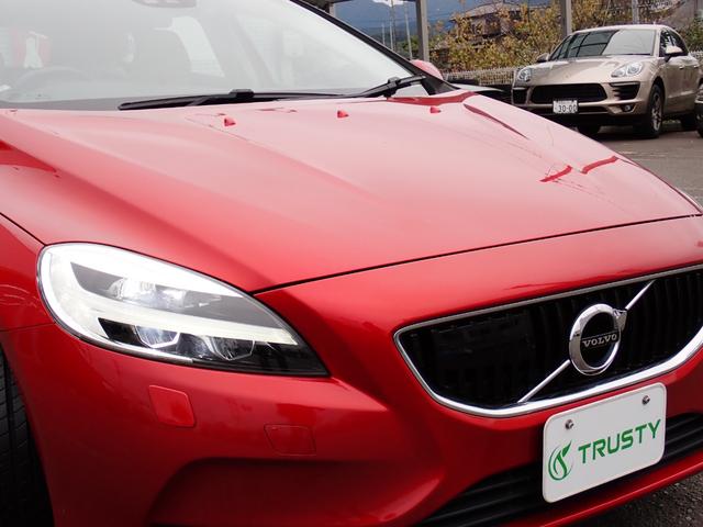Ｖ４０ Ｄ４　モメンタム　インテリセーフ　テキスタイル　純正１７インチＡＷ（２３ｙ製造タイヤ装着）前後ドラレコ　ヒーター付きメモリーパワーシート　パドルシフト　スマートキー　ＥＴＣ２．０　ＨＤＤナビ　ブルートゥース（27枚目）