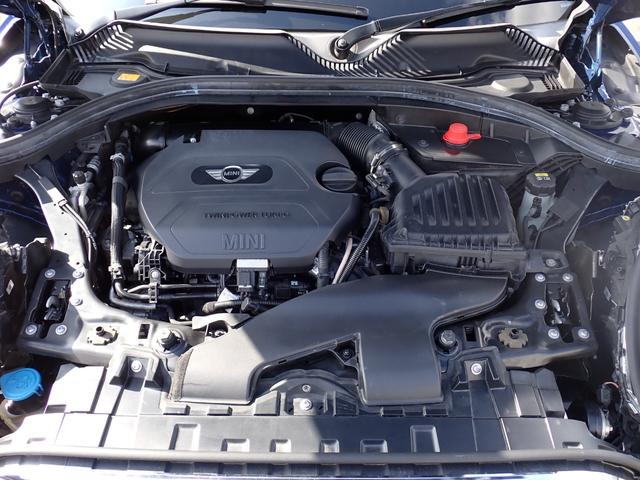 MINI クーパーD クラブマン ペッパーPKG PDC MINIエキサイトメント HDDナビ バックカメラ コンフォートアクセス クルーズコントロール ホワイトルーフ LEDヘッドライト ミラーETC マルチステア アイドリングS(22枚目)