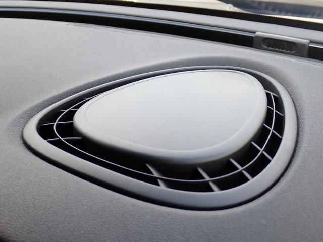 MINI クーパーD クラブマン ペッパーPKG PDC MINIエキサイトメント HDDナビ バックカメラ コンフォートアクセス クルーズコントロール ホワイトルーフ LEDヘッドライト ミラーETC マルチステア アイドリングS(47枚目)