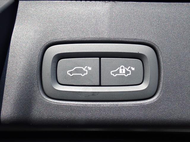 V90 クロスカントリー T5 AWD ポールスターエンジニアード パークパイロット インテリセーフ カープレイ フルセグTV アンバーレザー 前後ドラレコ オプションカラー 純正ナビ ETC2.0 ヒーター付きメモリーパワーシート(42枚目)