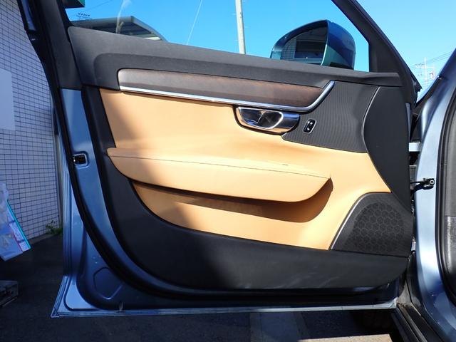 V90 クロスカントリー T5 AWD ポールスターエンジニアード パークパイロット インテリセーフ カープレイ フルセグTV アンバーレザー 前後ドラレコ オプションカラー 純正ナビ ETC2.0 ヒーター付きメモリーパワーシート(44枚目)