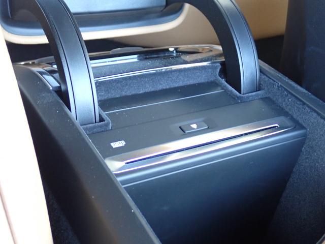 V90 クロスカントリー T5 AWD ポールスターエンジニアード パークパイロット インテリセーフ カープレイ フルセグTV アンバーレザー 前後ドラレコ オプションカラー 純正ナビ ETC2.0 ヒーター付きメモリーパワーシート(68枚目)