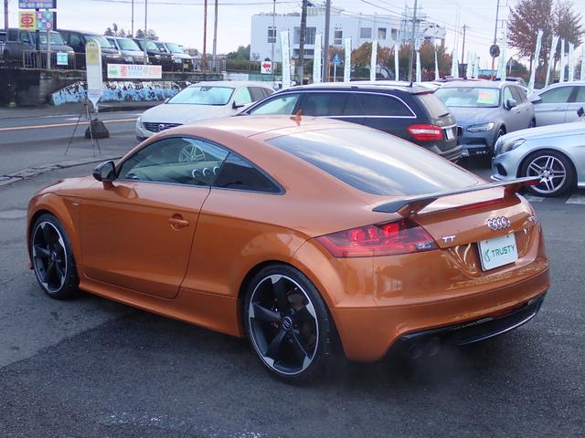 ＴＴクーペ １．８ＴＦＳＩ　Ｓラインコンペティション　後期最終モデル　１１０台限定車　純正１９インチＡＷ　２４ｙ製造アドバンスポーツ装着　固定式Ｒスポイラー　前後ドラレコ　レーザー探知機　社外ＳＤナビ　フルセグＴＶ　バックカメラ　ＥＴＣ２．０　Ｒフィルム（21枚目）