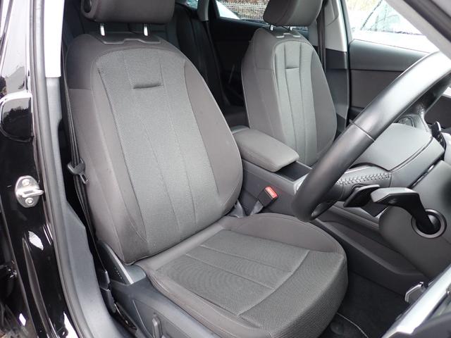 Ａ４ ２．０ＴＦＳＩ　アシスタンスＰＫＧ　サラウンドビューカメラ　２５ｙ製造ミシュランタイヤ装着　Ｆドラレコ　パークアシスト　ＭＭＩナビ　フルセグＴＶ　ＡＣＣ　サイドアシスト　ＥＴＣ２．０　マルチステア　パドルシフト（14枚目）