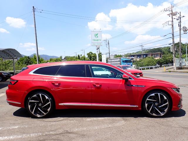 アルテオン シューティングブレーク TSI 4モーション Rラインアドバンス ディーラー下取 1オーナー 黒革 オールインセーフティ 360℃ デジタルコックピットPro DiscoverPro 専用20インチAW ヘッドアップディスプレイ 全席シートヒーター ETC2.0(15枚目)