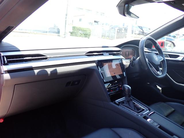 アルテオン シューティングブレーク TSI 4モーション Rラインアドバンス ディーラー下取 1オーナー 黒革 オールインセーフティ 360℃ デジタルコックピットPro DiscoverPro 専用20インチAW ヘッドアップディスプレイ 全席シートヒーター ETC2.0(38枚目)