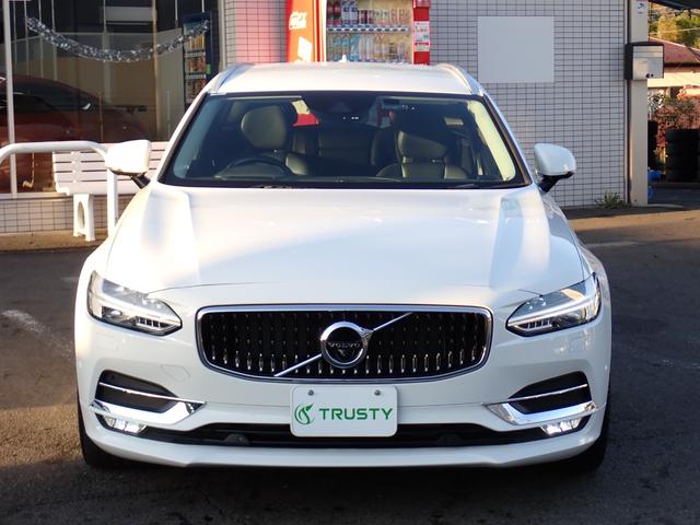 Ｖ９０ Ｔ６　ＡＷＤ　インスクリプション　クライメートＰＫＧ　黒革　パークパイロット　前後ドラレコ　マッサージ機能付きシートベンチレーション　全席シートヒーター　ステアリングヒーター　カープレイ　サラウンドビューカメラ　フルセグＴＶ　ＥＴＣ（15枚目）