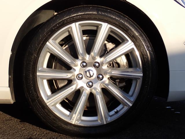 Ｖ９０ Ｔ６　ＡＷＤ　インスクリプション　クライメートＰＫＧ　黒革　パークパイロット　前後ドラレコ　マッサージ機能付きシートベンチレーション　全席シートヒーター　ステアリングヒーター　カープレイ　サラウンドビューカメラ　フルセグＴＶ　ＥＴＣ（20枚目）