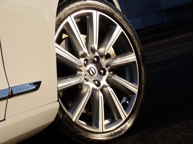 Ｖ９０ Ｔ６　ＡＷＤ　インスクリプション　クライメートＰＫＧ　黒革　パークパイロット　前後ドラレコ　マッサージ機能付きシートベンチレーション　全席シートヒーター　ステアリングヒーター　カープレイ　サラウンドビューカメラ　フルセグＴＶ　ＥＴＣ（25枚目）