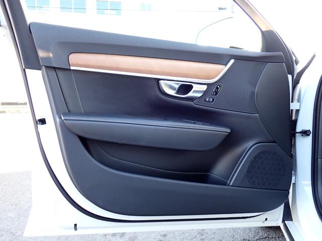 Ｖ９０ Ｔ６　ＡＷＤ　インスクリプション　クライメートＰＫＧ　黒革　パークパイロット　前後ドラレコ　マッサージ機能付きシートベンチレーション　全席シートヒーター　ステアリングヒーター　カープレイ　サラウンドビューカメラ　フルセグＴＶ　ＥＴＣ（46枚目）