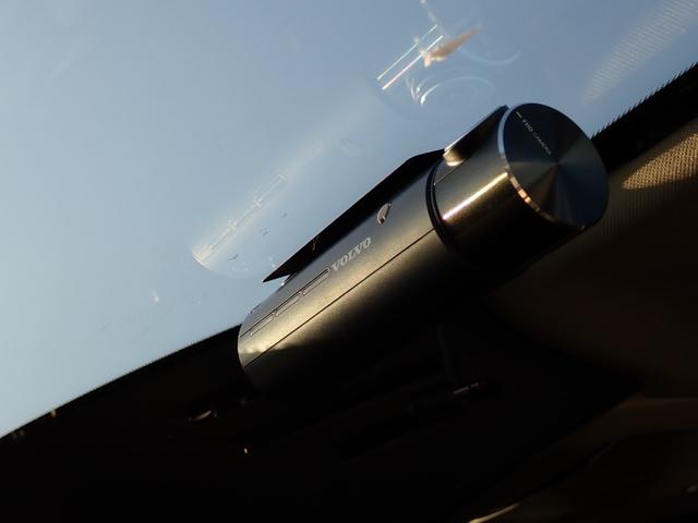 Ｖ９０ Ｔ６　ＡＷＤ　インスクリプション　クライメートＰＫＧ　黒革　パークパイロット　前後ドラレコ　マッサージ機能付きシートベンチレーション　全席シートヒーター　ステアリングヒーター　カープレイ　サラウンドビューカメラ　フルセグＴＶ　ＥＴＣ（52枚目）