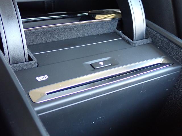 Ｖ９０ Ｔ６　ＡＷＤ　インスクリプション　クライメートＰＫＧ　黒革　パークパイロット　前後ドラレコ　マッサージ機能付きシートベンチレーション　全席シートヒーター　ステアリングヒーター　カープレイ　サラウンドビューカメラ　フルセグＴＶ　ＥＴＣ（72枚目）