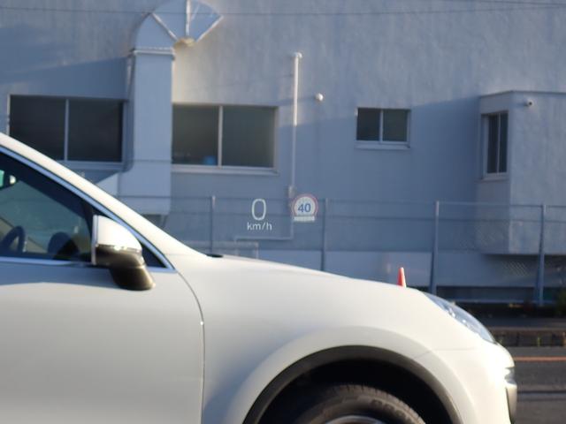 Ｖ９０ Ｔ６　ＡＷＤ　インスクリプション　クライメートＰＫＧ　黒革　パークパイロット　前後ドラレコ　マッサージ機能付きシートベンチレーション　全席シートヒーター　ステアリングヒーター　カープレイ　サラウンドビューカメラ　フルセグＴＶ　ＥＴＣ（74枚目）