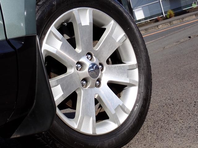 デリカＤ：５ Ｇ　ナビパッケージ　弊社下取　１オーナー　整備記録簿１２枚　３列シート　８人乗り　２３ｙ製造ヨコハマタイヤ　前後ドラレコ　左パワースライド　フロント＆バックカメラ　ＥＴＣ　スマートキー　マルチステア　ＨＩＤ　ドアバイザー（18枚目）