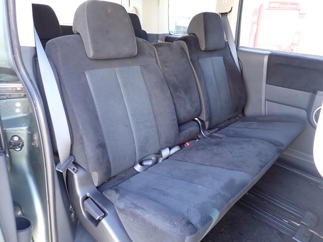 デリカＤ：５ Ｇ　ナビパッケージ　弊社下取　１オーナー　整備記録簿１２枚　３列シート　８人乗り　２３ｙ製造ヨコハマタイヤ　前後ドラレコ　左パワースライド　フロント＆バックカメラ　ＥＴＣ　スマートキー　マルチステア　ＨＩＤ　ドアバイザー（30枚目）