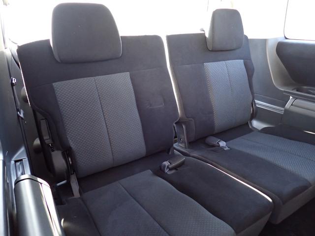 デリカＤ：５ Ｇ　ナビパッケージ　弊社下取　１オーナー　整備記録簿１２枚　３列シート　８人乗り　２３ｙ製造ヨコハマタイヤ　前後ドラレコ　左パワースライド　フロント＆バックカメラ　ＥＴＣ　スマートキー　マルチステア　ＨＩＤ　ドアバイザー（31枚目）