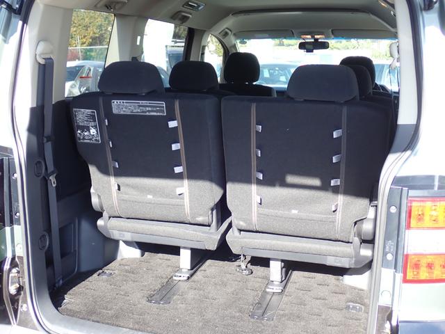 デリカＤ：５ Ｇ　ナビパッケージ　弊社下取　１オーナー　整備記録簿１２枚　３列シート　８人乗り　２３ｙ製造ヨコハマタイヤ　前後ドラレコ　左パワースライド　フロント＆バックカメラ　ＥＴＣ　スマートキー　マルチステア　ＨＩＤ　ドアバイザー（32枚目）