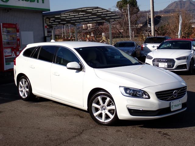 Ｖ６０ Ｄ４　タック　後期型　最終モデル　インテリセーフ　アイボリー革　スマートキー　ヒーター付メモリーパワーシート　バックカメラ　Ｒパークセンサー　マルチステア　パドルシフト　ＥＴＣ２．０　Ｒ７年４月ディーラー整備済（14枚目）