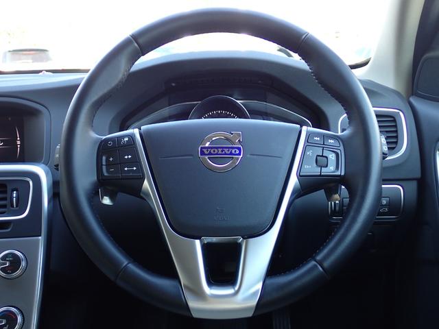 Ｖ６０ Ｄ４　タック　後期型　最終モデル　インテリセーフ　アイボリー革　スマートキー　ヒーター付メモリーパワーシート　バックカメラ　Ｒパークセンサー　マルチステア　パドルシフト　ＥＴＣ２．０　Ｒ７年４月ディーラー整備済（43枚目）