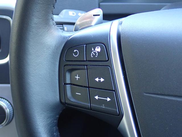 Ｖ６０ Ｄ４　タック　後期型　最終モデル　インテリセーフ　アイボリー革　スマートキー　ヒーター付メモリーパワーシート　バックカメラ　Ｒパークセンサー　マルチステア　パドルシフト　ＥＴＣ２．０　Ｒ７年４月ディーラー整備済（44枚目）